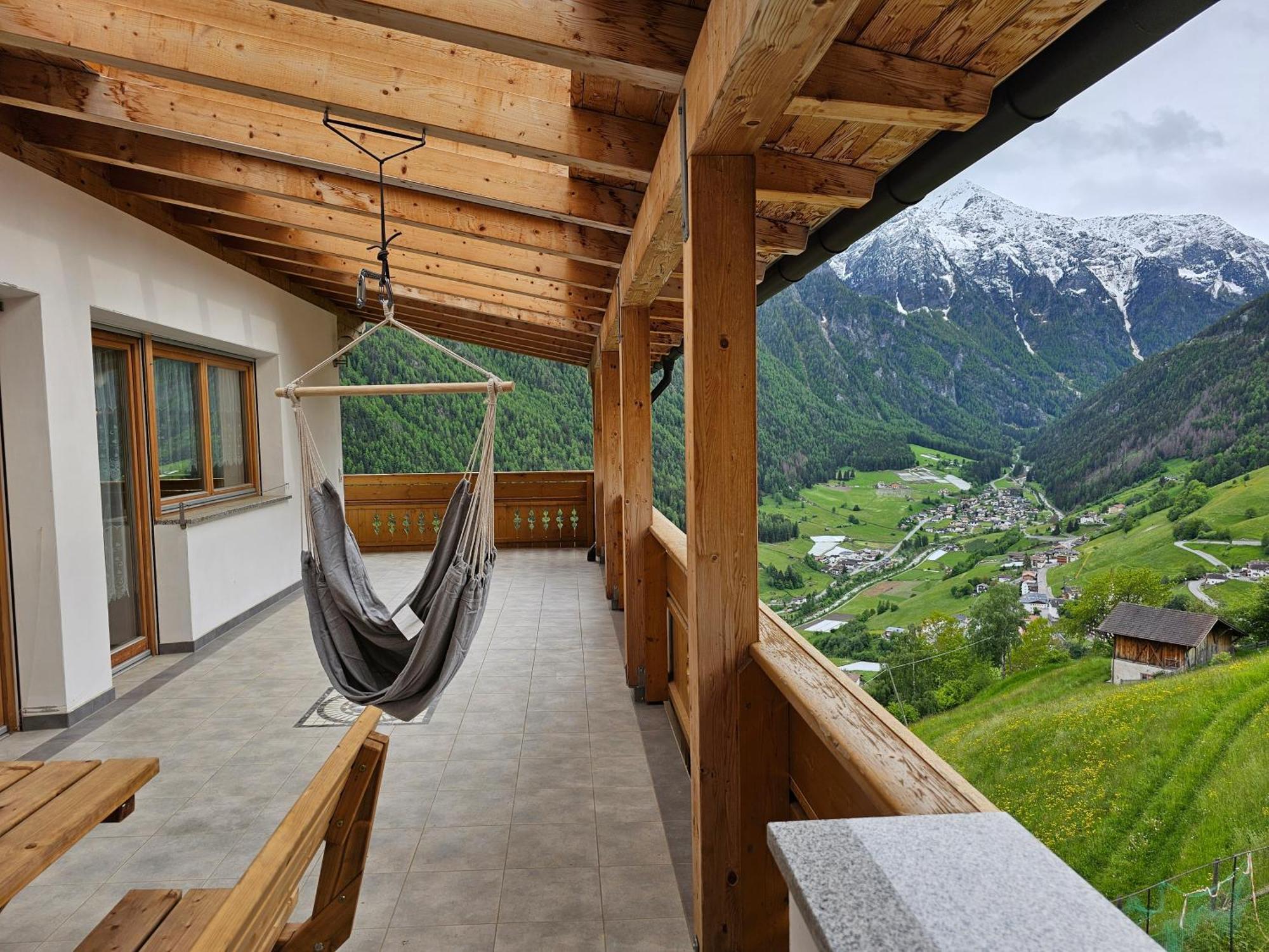 Alpenblick Lodge Tscholl Martell Exteriör bild