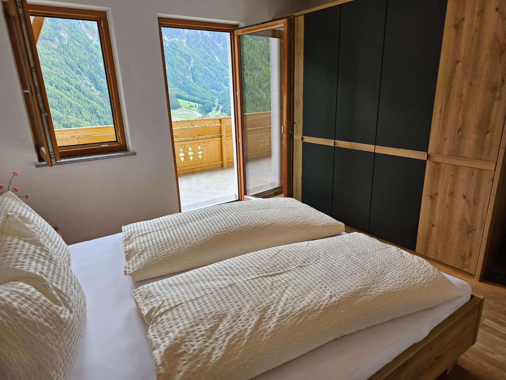 Alpenblick Lodge Tscholl Martell Exteriör bild